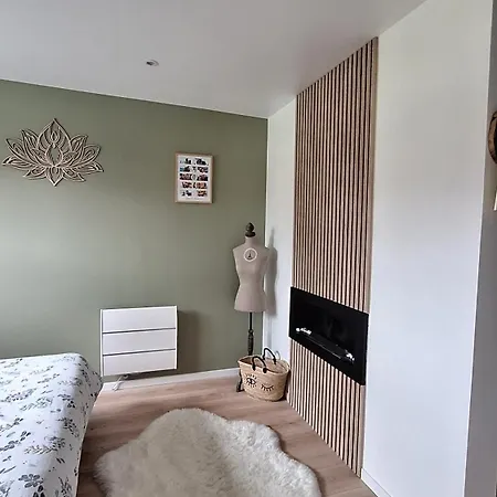 Pres Du Circuit Du Mans *